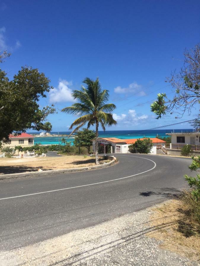 Moonlight Cottage East End Village المظهر الخارجي الصورة