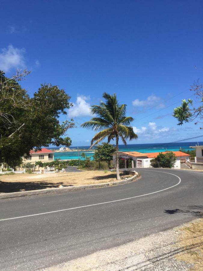 Moonlight Cottage East End Village المظهر الخارجي الصورة